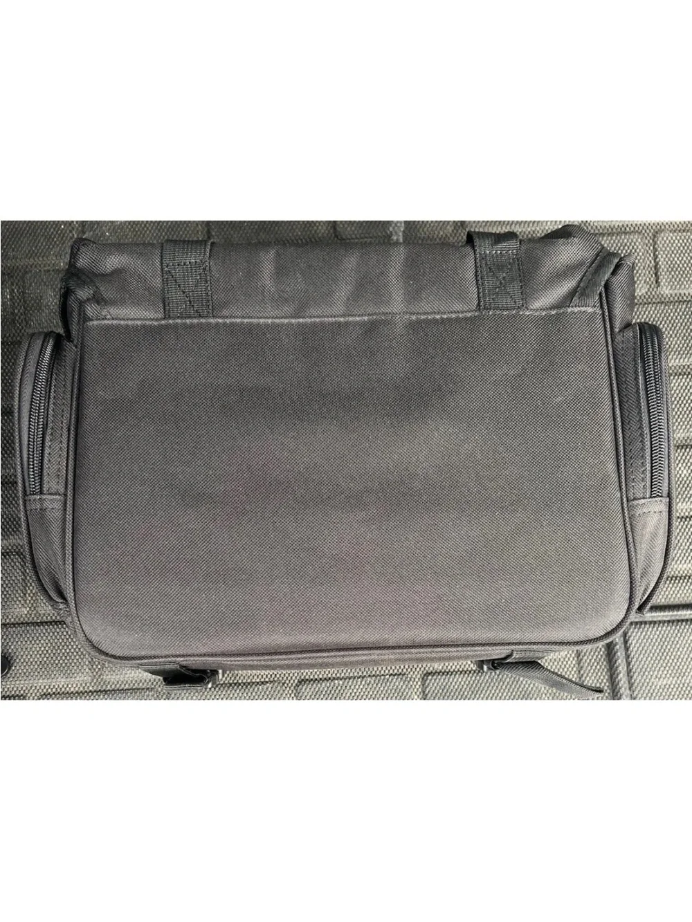 NEW - Caden Camera Bag / Case w/Shoulder Strap - Red Plush Pockets - Universal